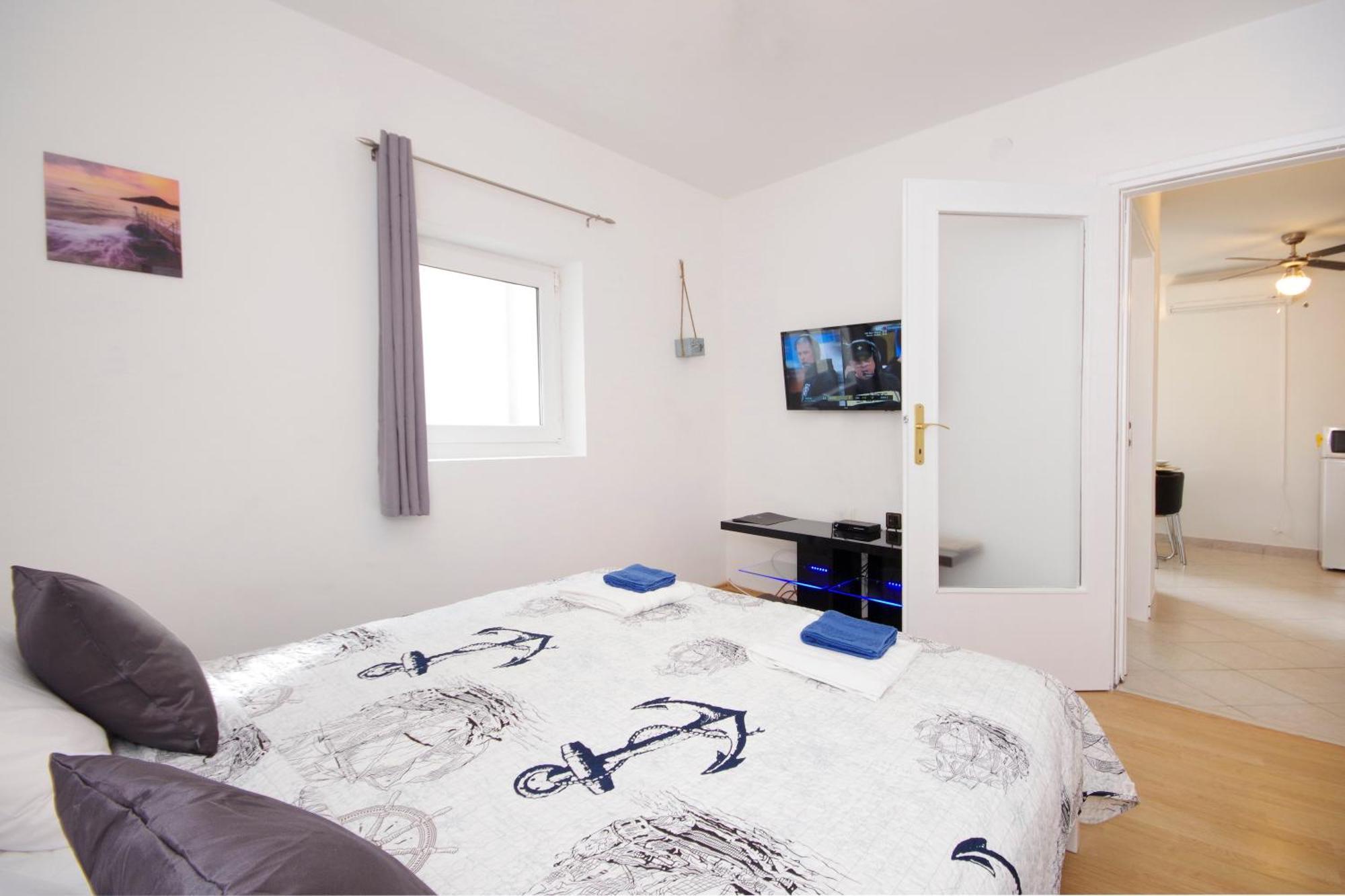 Zal Apartment Betina  Exterior photo