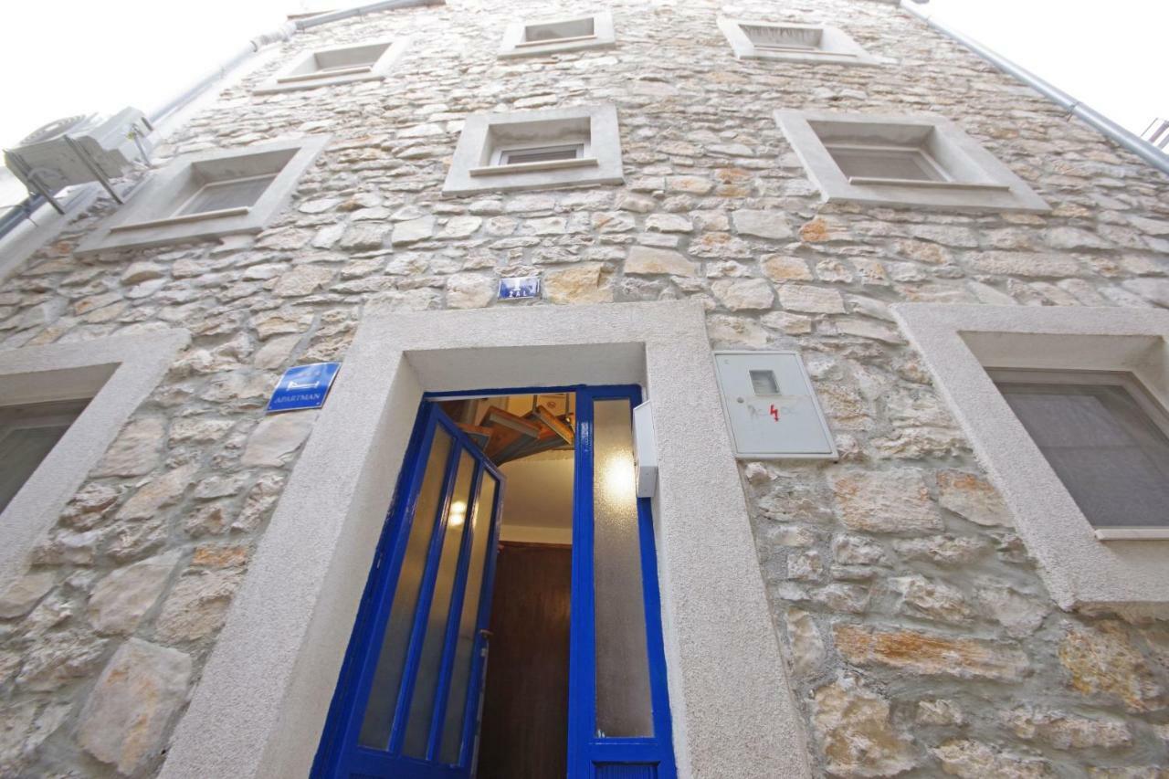 Zal Apartment Betina  Exterior photo