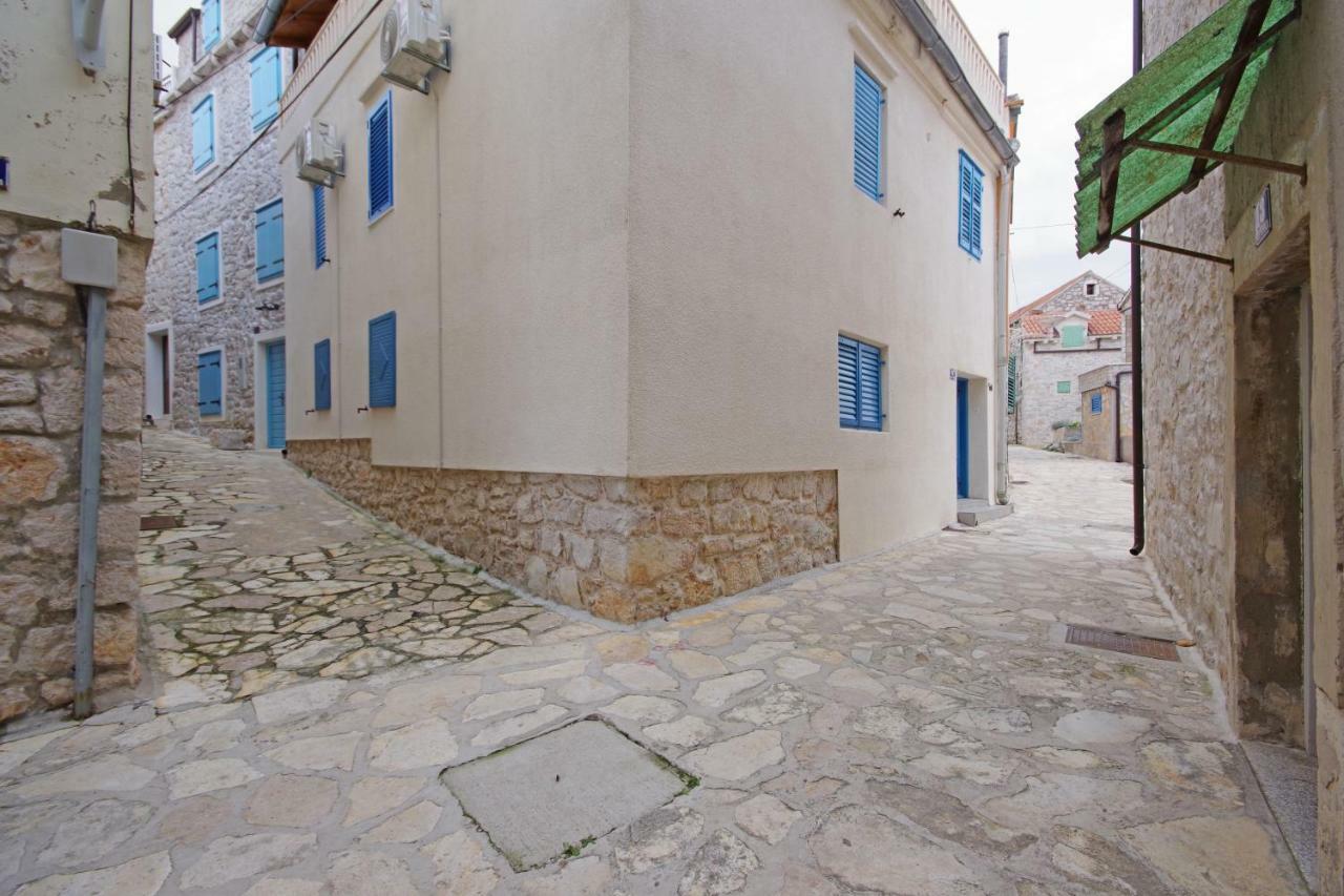 Zal Apartment Betina  Exterior photo